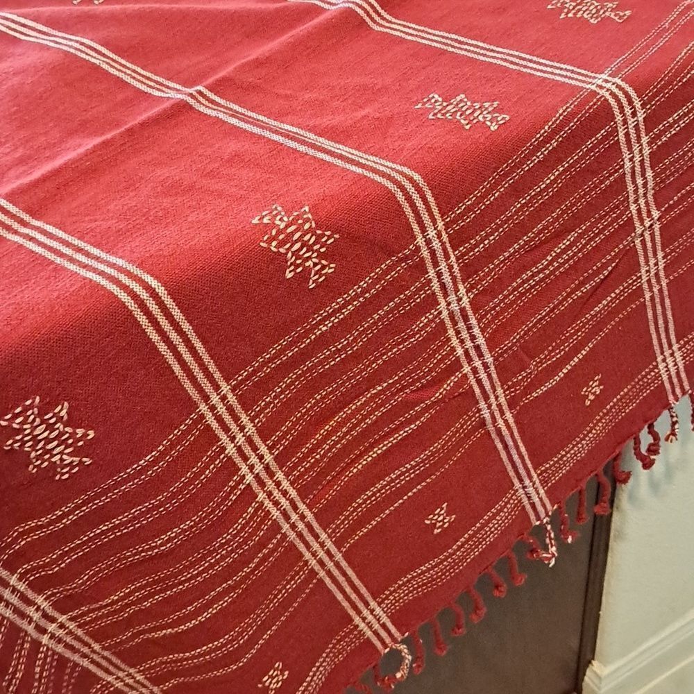 Pottery Barn Watson Plaid Table Throw Red White Cotton Fringe Holiday Table